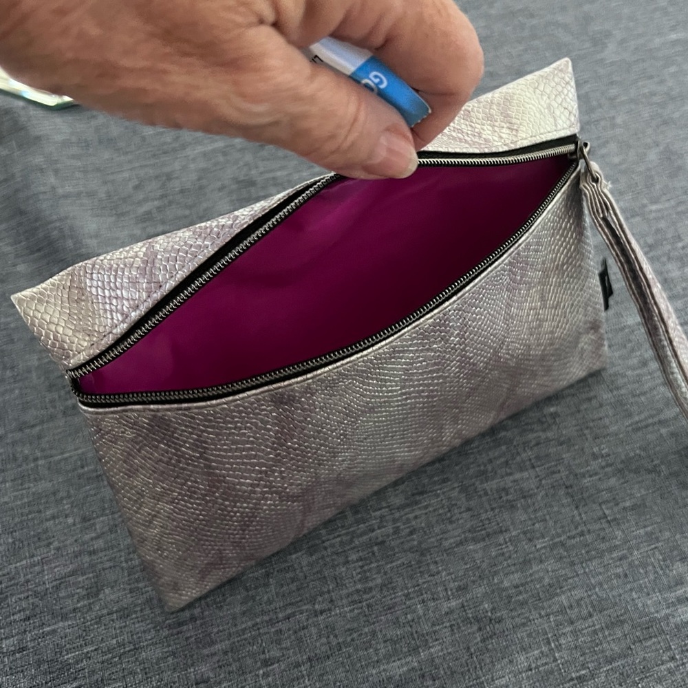 IPSY Wristlet Embossed Snakeskin Purple with Pink Lining